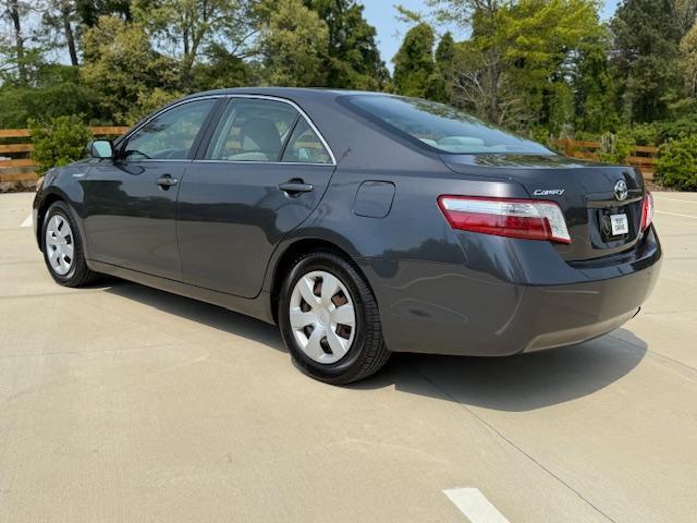Toyota Camry Hybrid Sedan 2009