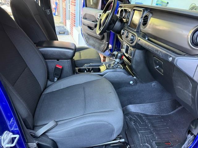 Jeep Wrangler Unlimited Sport 2018