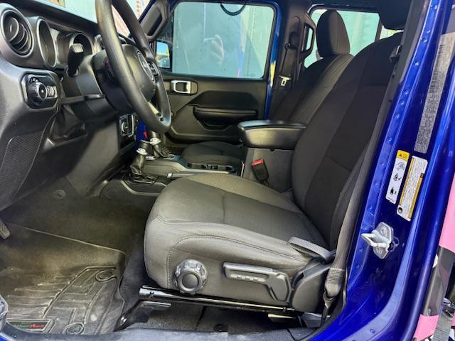 Jeep Wrangler Unlimited Sport 2018