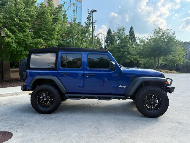 Jeep Wrangler Unlimited Sport 2018