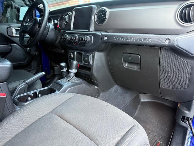 Jeep Wrangler Unlimited Sport 2018