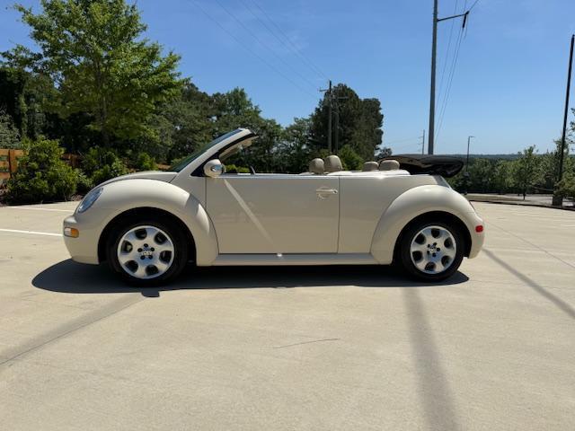 Volkswagen New Beetle GLS 2.0L Convertible 2003