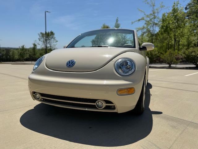 Volkswagen New Beetle GLS 2.0L Convertible 2003