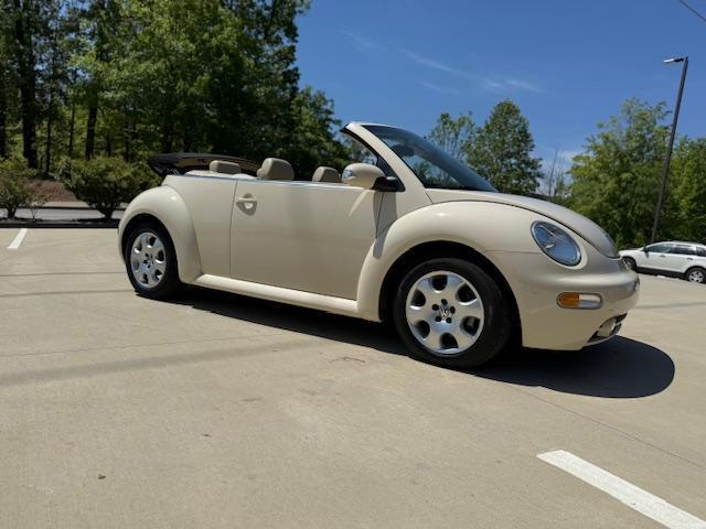 Volkswagen New Beetle GLS 2.0L Convertible 2003