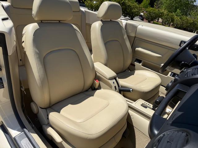 Volkswagen New Beetle GLS 2.0L Convertible 2003