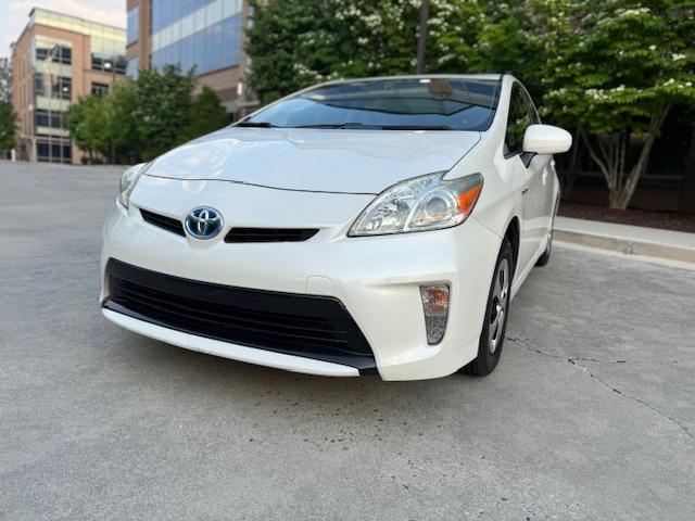 Toyota Prius Two 2015