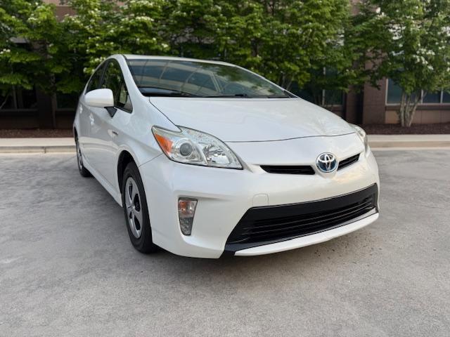 Toyota Prius Two 2015