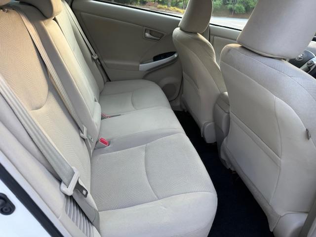 Toyota Prius Two 2015