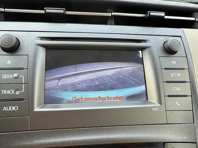 Toyota Prius Two 2015