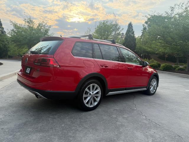 Volkswagen Golf Alltrack SE 4D Wagon 2017