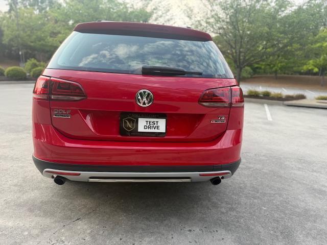 Volkswagen Golf Alltrack SE 4D Wagon 2017