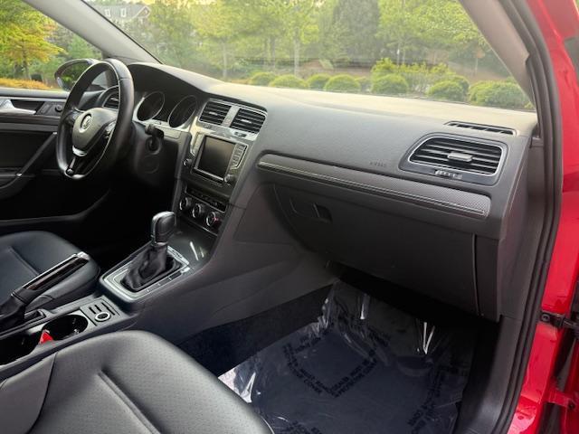 Volkswagen Golf Alltrack SE 4D Wagon 2017