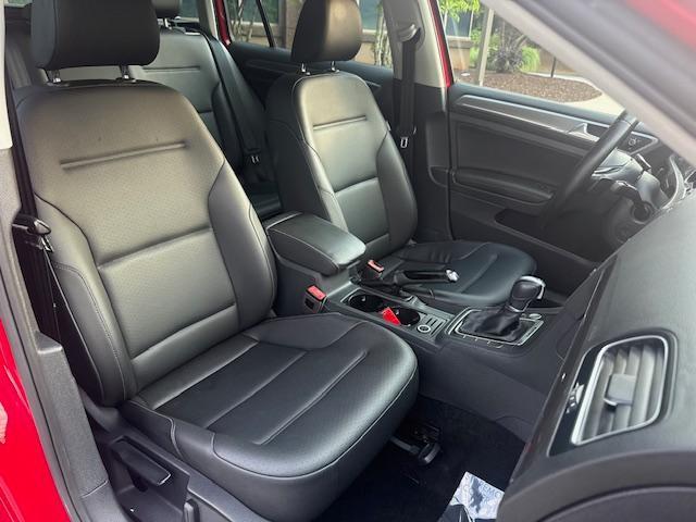 Volkswagen Golf Alltrack SE 4D Wagon 2017