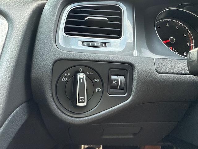 Volkswagen Golf Alltrack SE 4D Wagon 2017