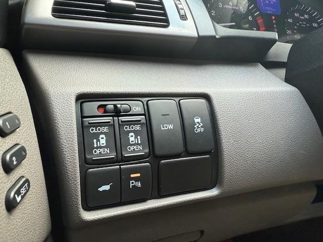 Honda Odyssey Touring Elite 2016