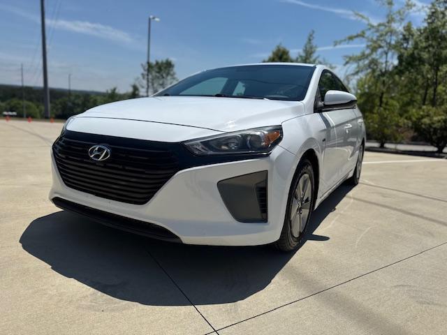 Hyundai Ioniq Hybrid Blue 2019