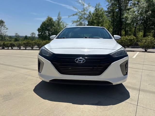 Hyundai Ioniq Hybrid Blue 2019