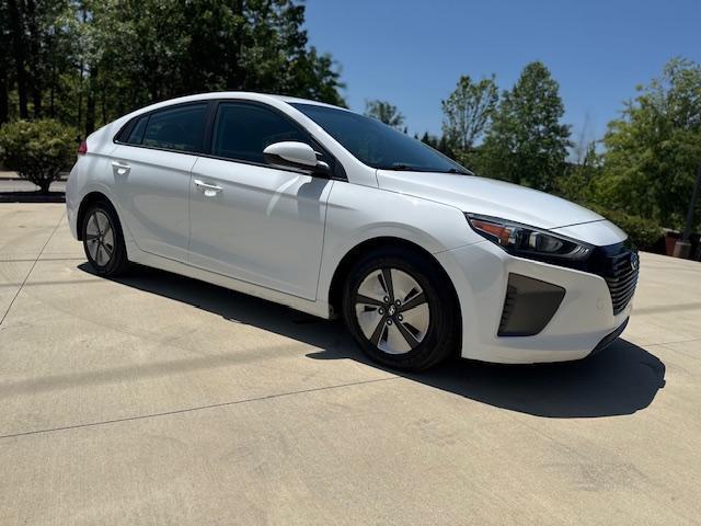 Hyundai Ioniq Hybrid Blue 2019