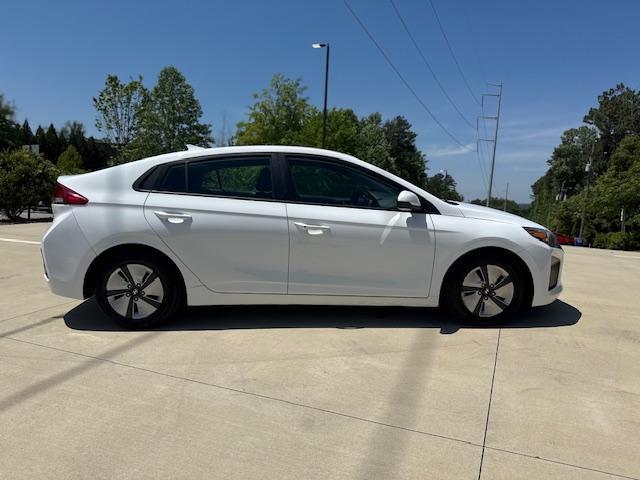 Hyundai Ioniq Hybrid Blue 2019