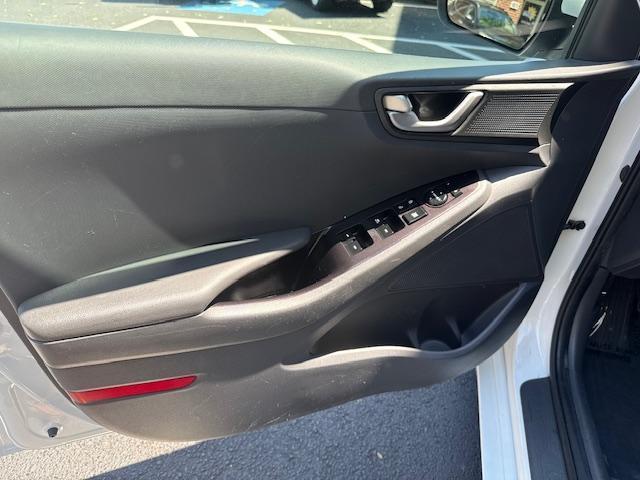 Hyundai Ioniq Hybrid Blue 2019