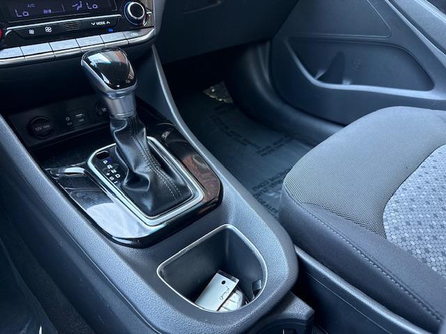 Hyundai Ioniq Hybrid Blue 2019