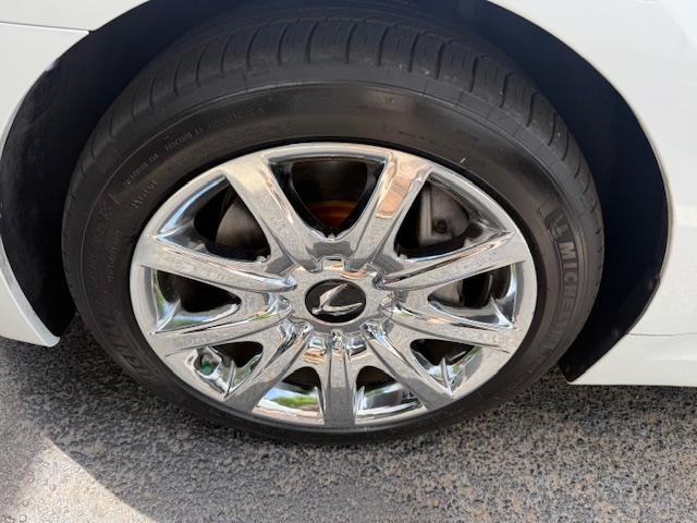 Hyundai Equus Signature 2012