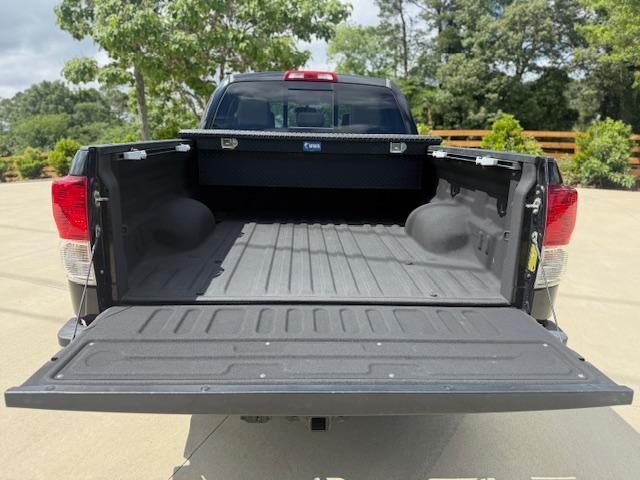 Toyota Tundra SR5 Double Cab 4.6L 2WD 2013