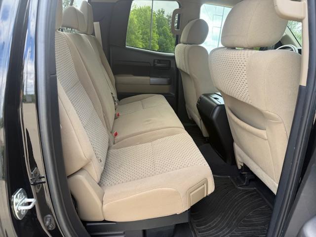 Toyota Tundra SR5 Double Cab 4.6L 2WD 2013