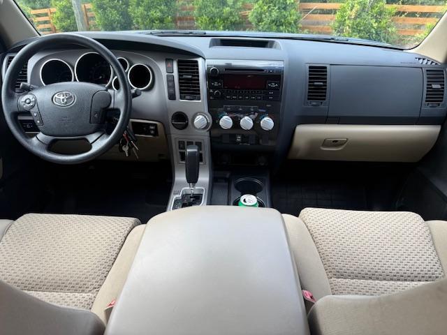 Toyota Tundra SR5 Double Cab 4.6L 2WD 2013