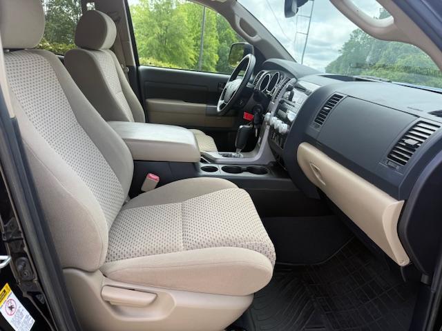 Toyota Tundra SR5 Double Cab 4.6L 2WD 2013