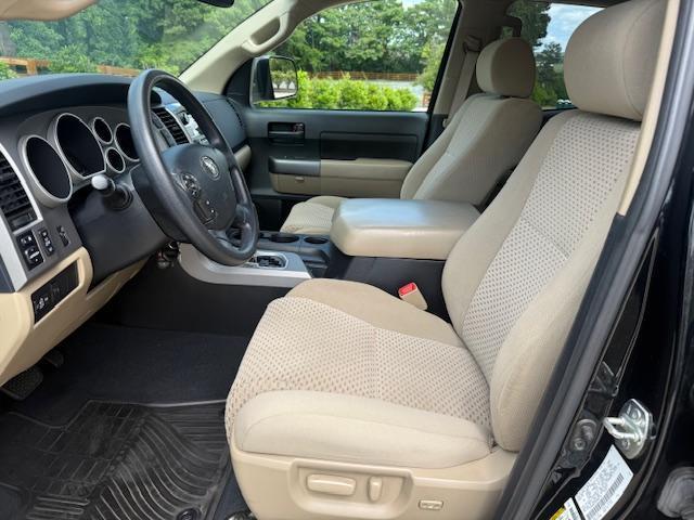 Toyota Tundra SR5 Double Cab 4.6L 2WD 2013