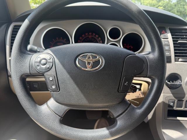 Toyota Tundra SR5 Double Cab 4.6L 2WD 2013