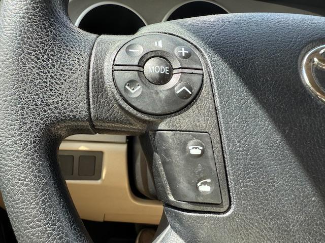 Toyota Tundra SR5 Double Cab 4.6L 2WD 2013