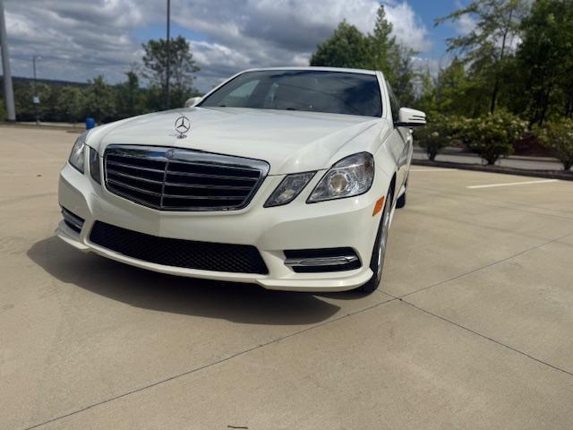 Mercedes-Benz E-Class E350 Sport 4MATIC Sedan 2012