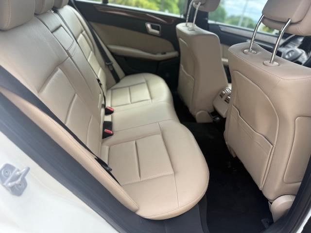 Mercedes-Benz E-Class E350 Sport 4MATIC Sedan 2012