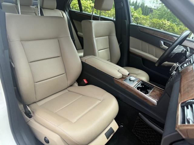 Mercedes-Benz E-Class E350 Sport 4MATIC Sedan 2012
