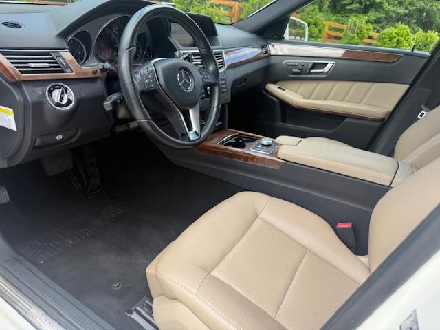 Mercedes-Benz E-Class E350 Sport 4MATIC Sedan 2012