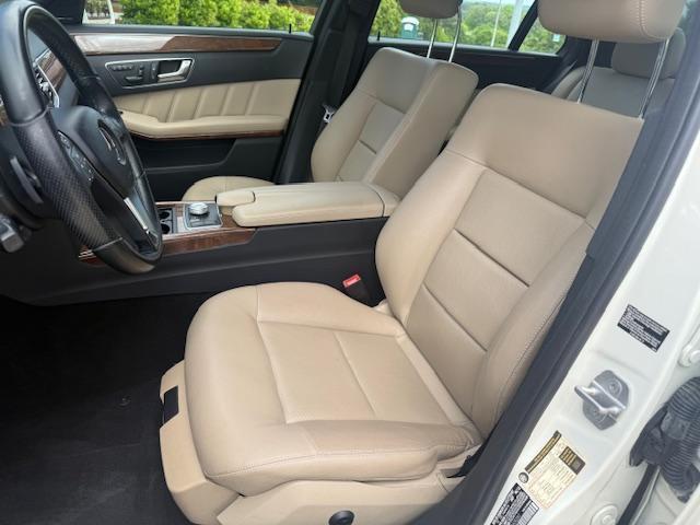 Mercedes-Benz E-Class E350 Sport 4MATIC Sedan 2012