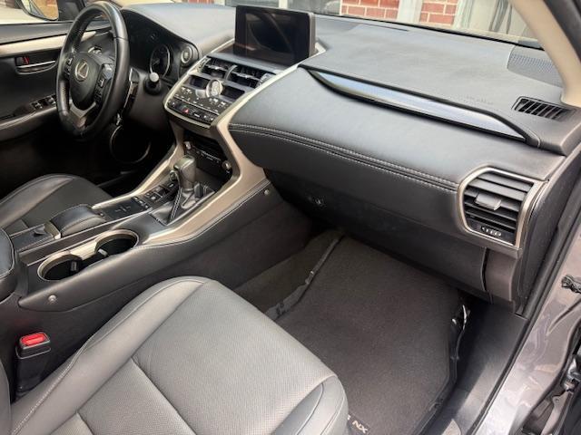Lexus NX 300 Luxury 2020