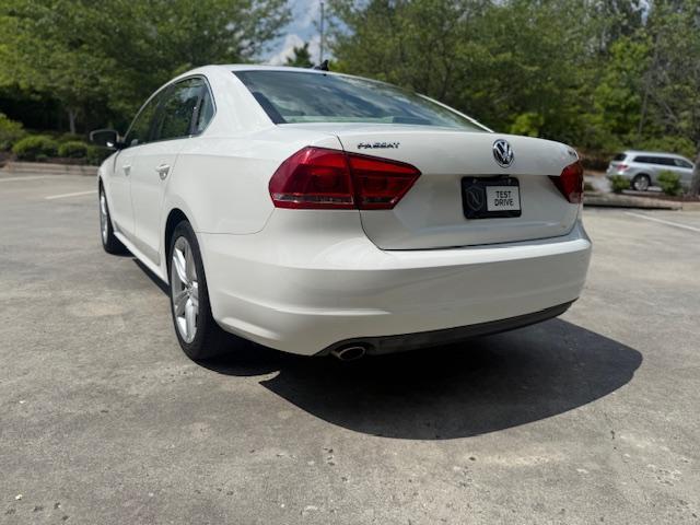 Volkswagen Passat 2.0L TDI SE AT 2014