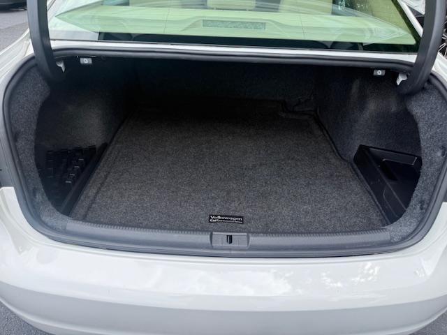 Volkswagen Passat 2.0L TDI SE AT 2014