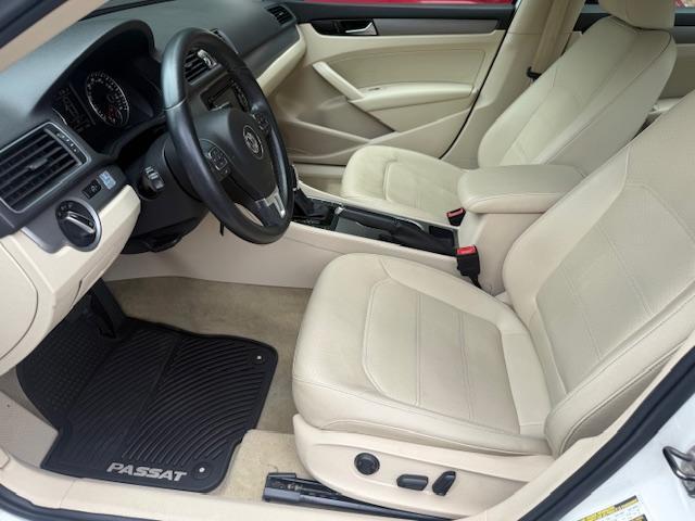 Volkswagen Passat 2.0L TDI SE AT 2014