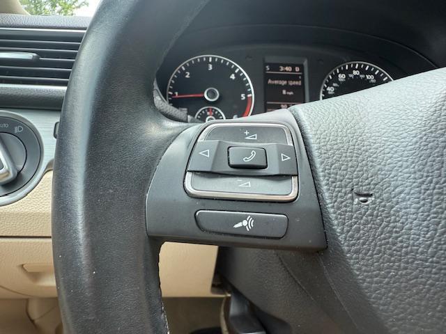 Volkswagen Passat 2.0L TDI SE AT 2014