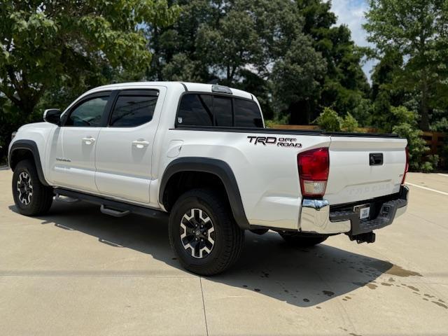 Toyota Tacoma SR5 Double Cab Long Bed V6 6AT 2WD 2016