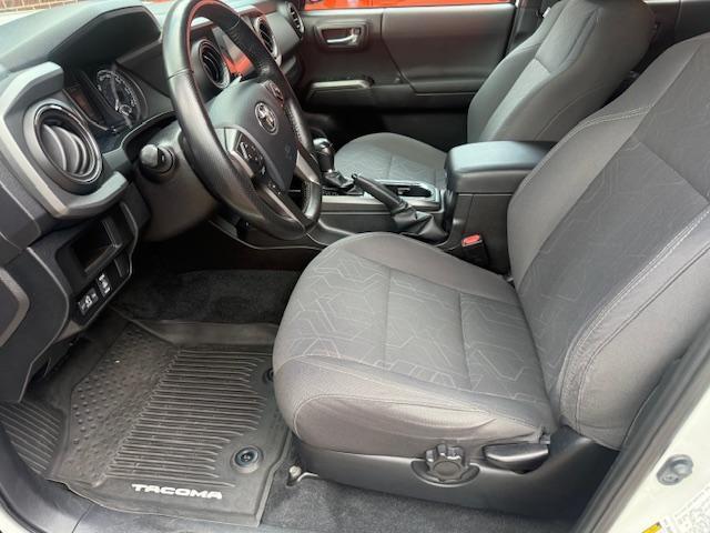 Toyota Tacoma SR5 Double Cab Long Bed V6 6AT 2WD 2016