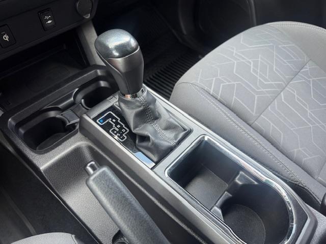 Toyota Tacoma SR5 Double Cab Long Bed V6 6AT 2WD 2016