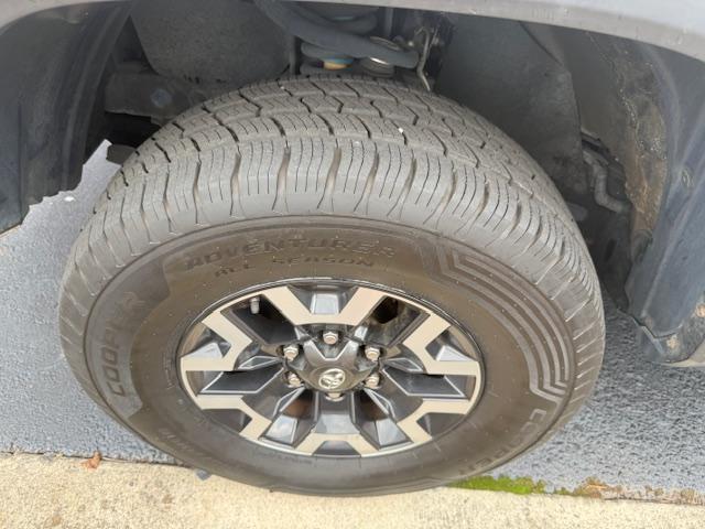 Toyota Tacoma SR5 Double Cab Long Bed V6 6AT 2WD 2016
