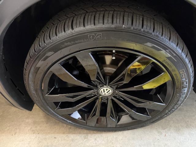 Volkswagen Tiguan SE R-Line Black 2021