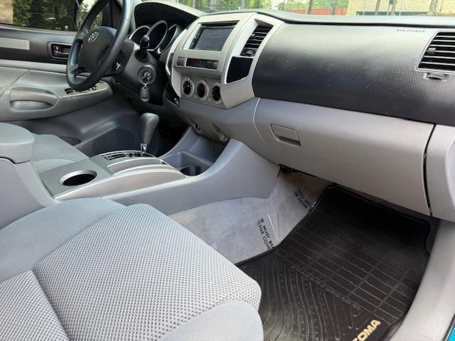 Toyota Tacoma PreRunner Double Cab V6 Auto 2WD 2007