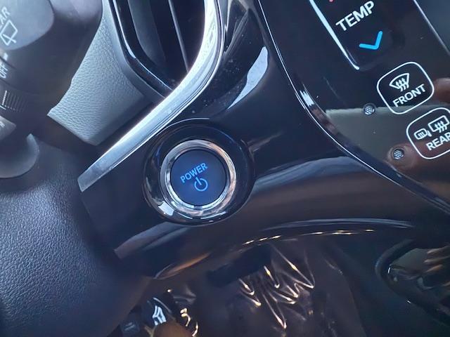 Toyota Prius Limited 2019